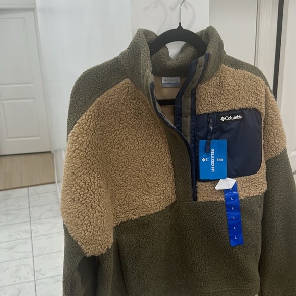 Brand new Columbia coat warm and cozy - Picture 6 of 6